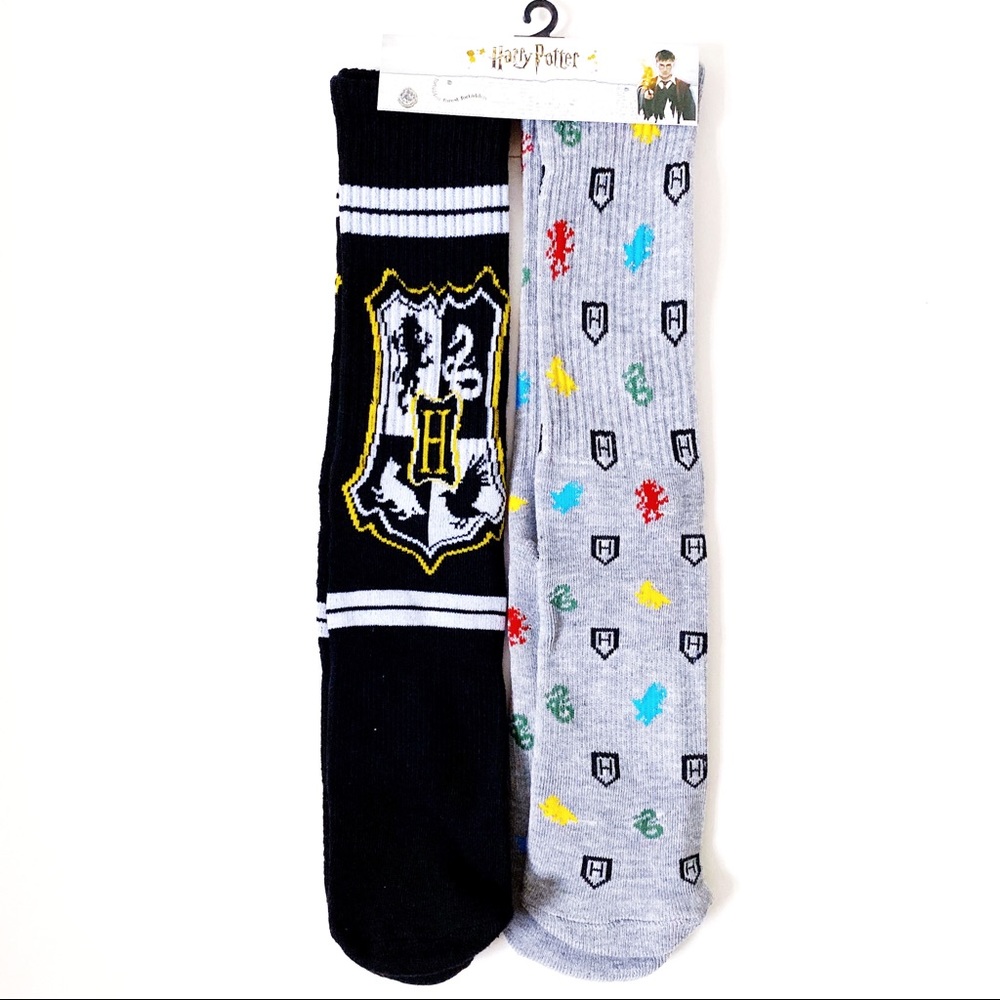 WB Harry Potter Hogwarts Socks 2 Pairs Gryffindor - Picture 1 of 7